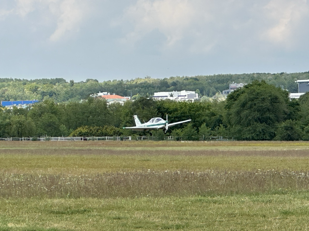 Tecnam P2002 JF aeroplane on approach to landing